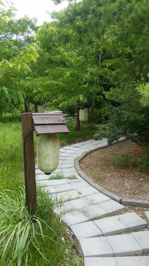 Bright Moon Homestay Dongshi  Eksteriør billede
