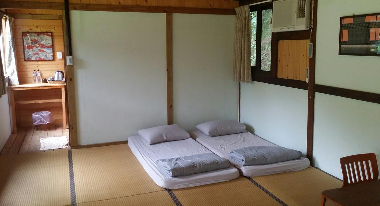 Bright Moon Homestay Dongshi  Eksteriør billede